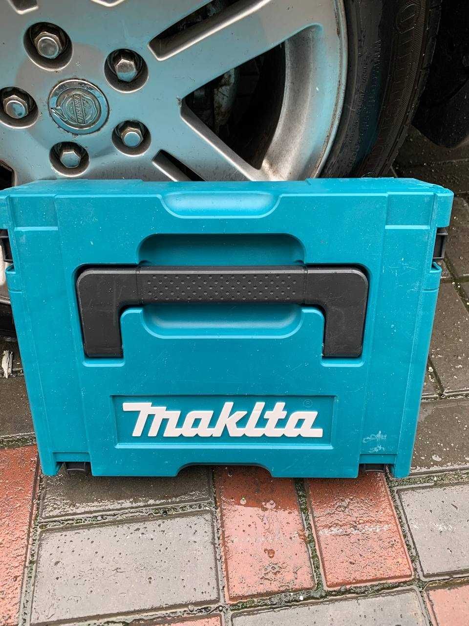 Аккумуляторний гайковерт безщітковий Makita 800 - Гайкокрут 36 В  9 Ач