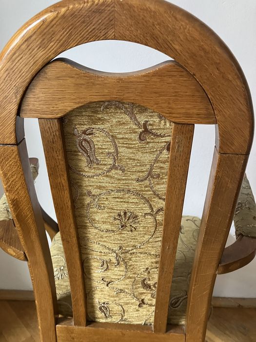 Dawne krzeslo/ fotel tapicerowany drewniany vintage