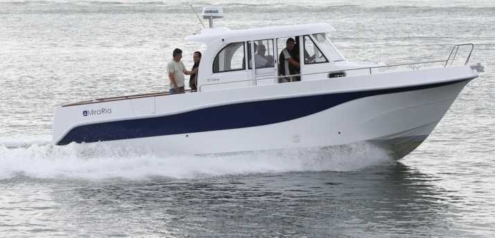 Molde em fibra de vidro, deste barco