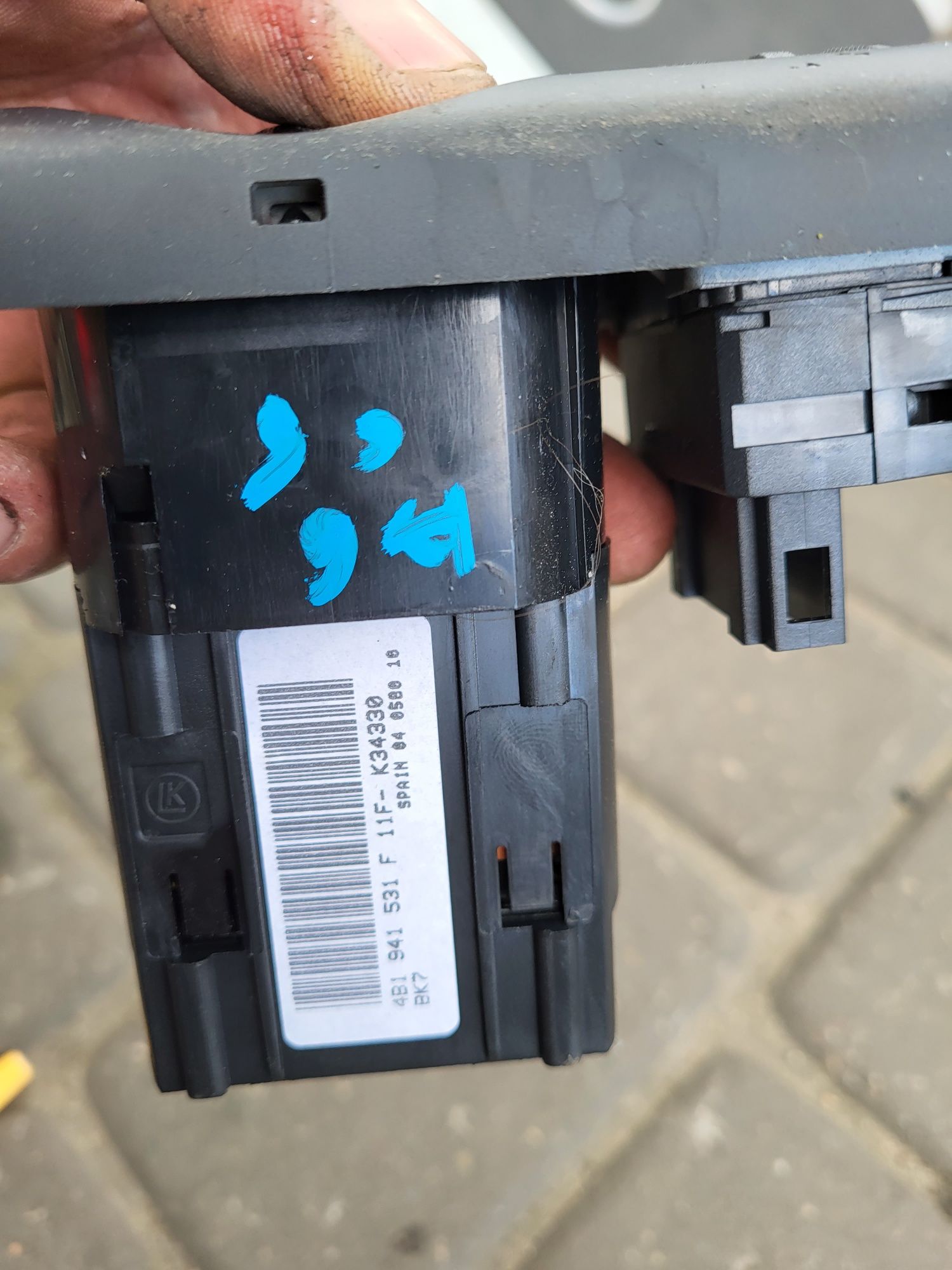 Włącznik świateł audi a6 c5