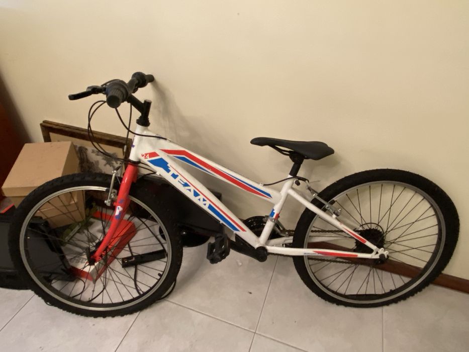 Bicicleta 24” -  como nova