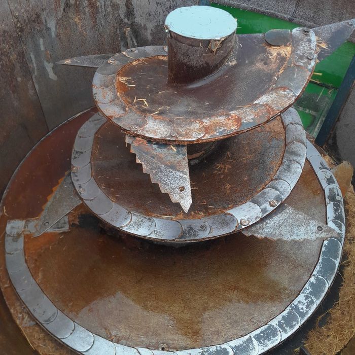 Paszowóz,  wóz paszowy 9m3 Strautmann