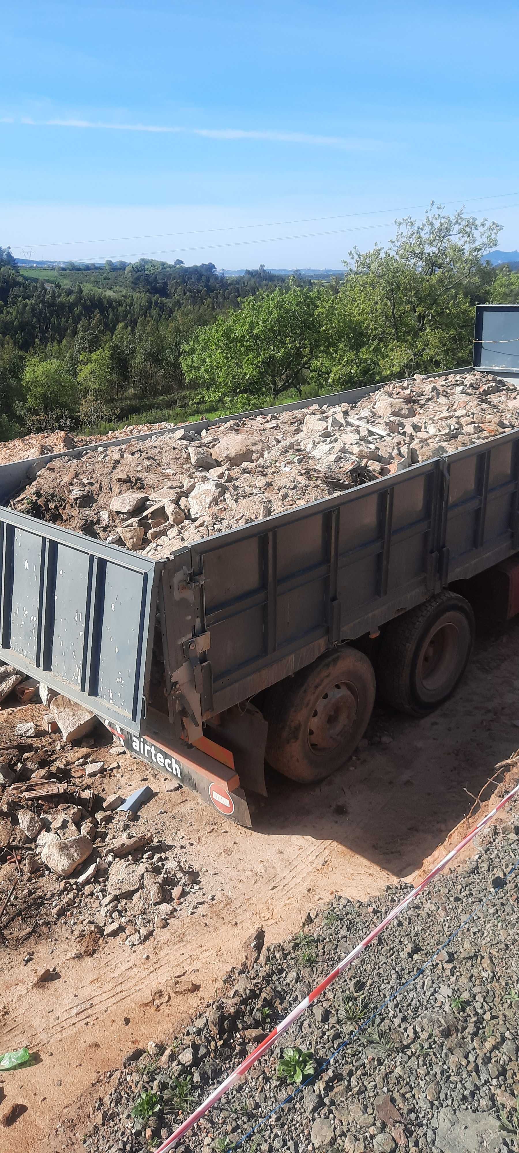 Scania 113 basculante de 4 eixos