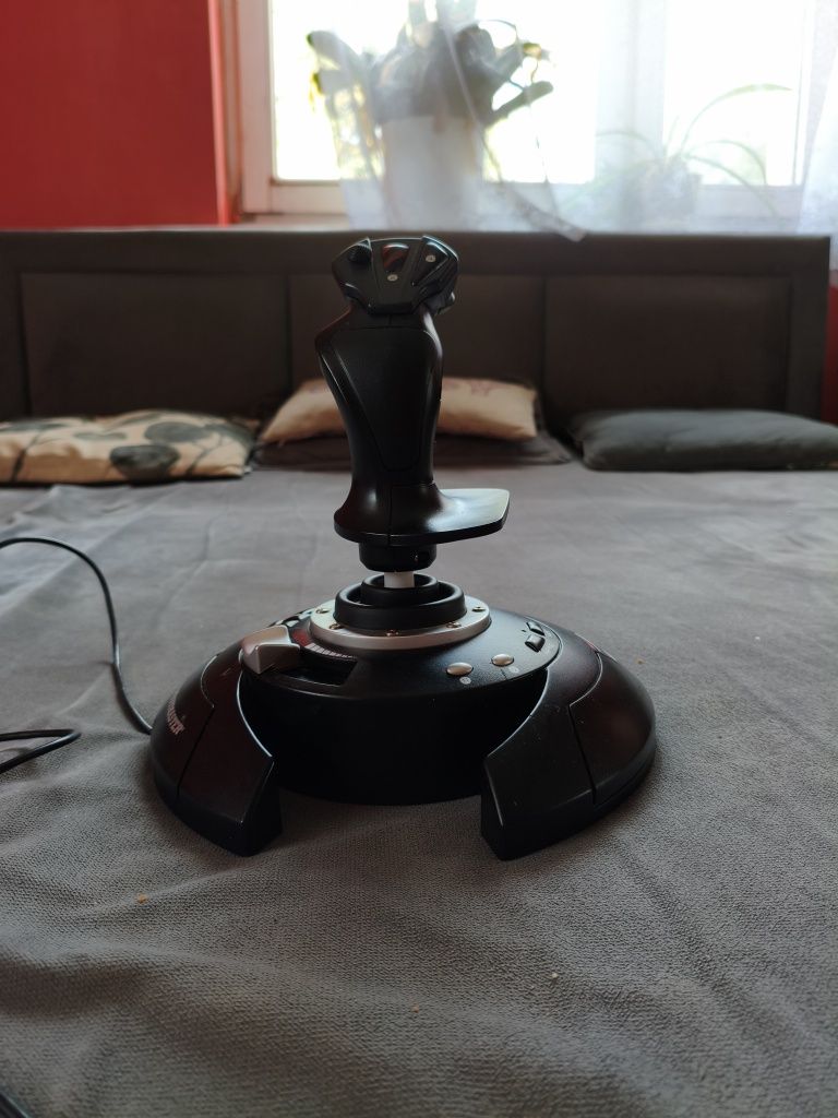Joystick Thrustmaster