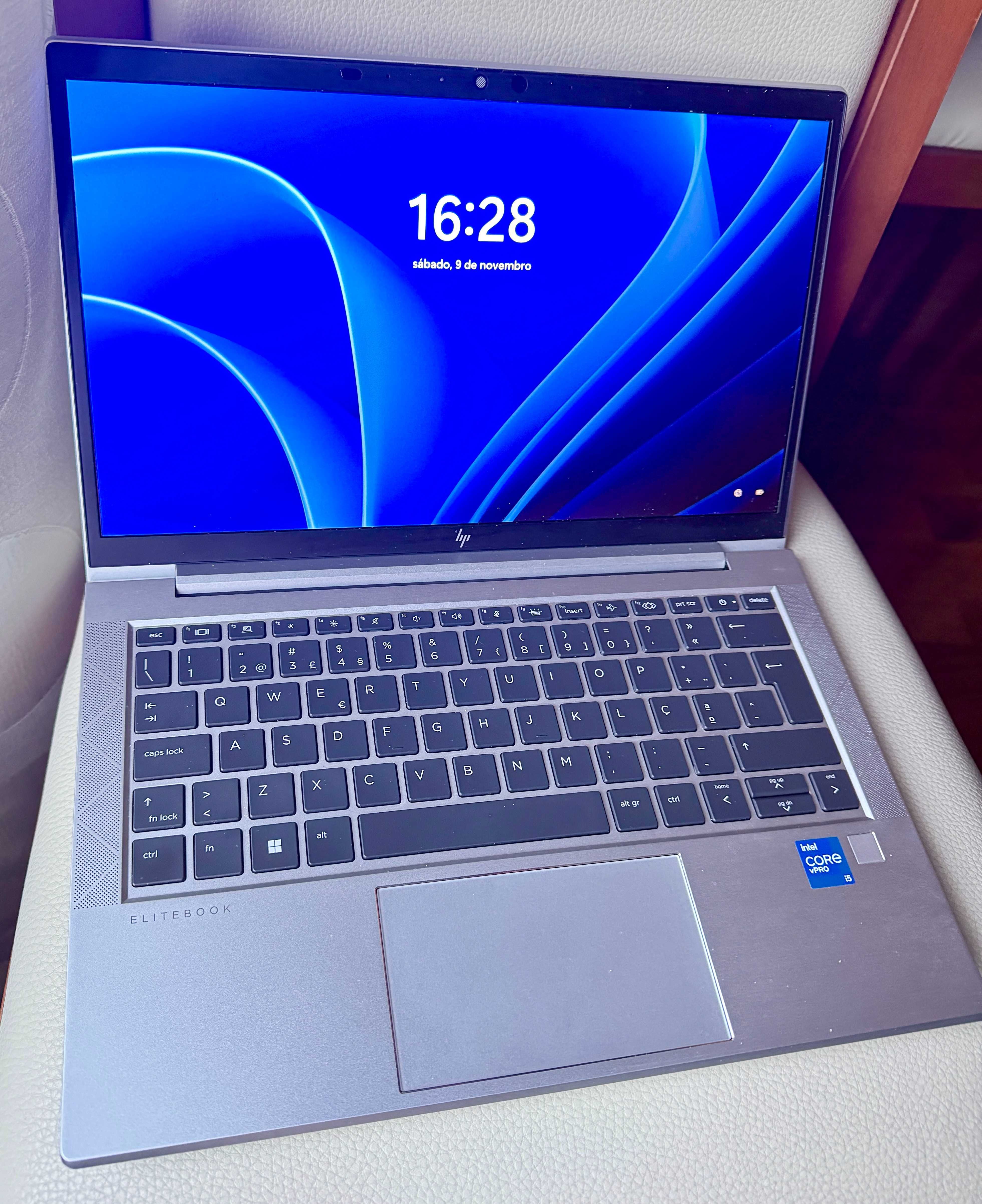 HP Elitebook 830 G8 13.3"FullHD/i5-1145G7/16Gb Ram/Ssd 512Gb/Garantia