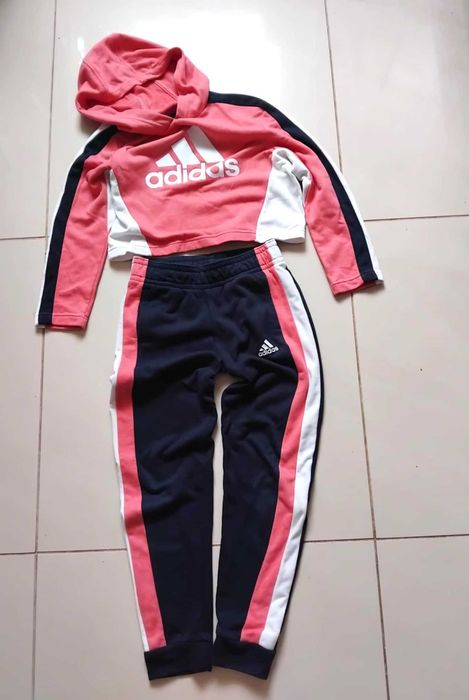 Dres ADIDAS r 140 jak nowy