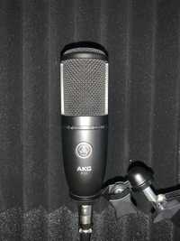 Микрофон AKG