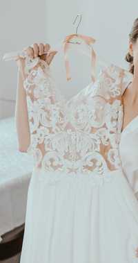 Suknia ślubna muślinowa roz. 36 projektu Jolanty Nierodizik