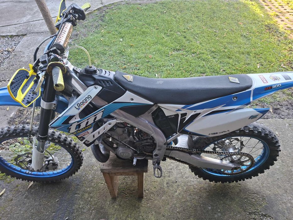 CROSS TM 300 mx 2013r.Stan bdb, orginal nicasil sel A, 36mth