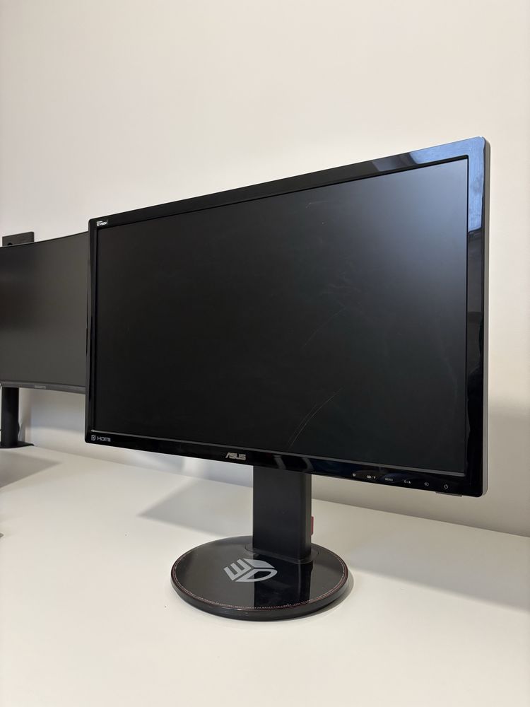 Monitor ASUS 24” 144Hz