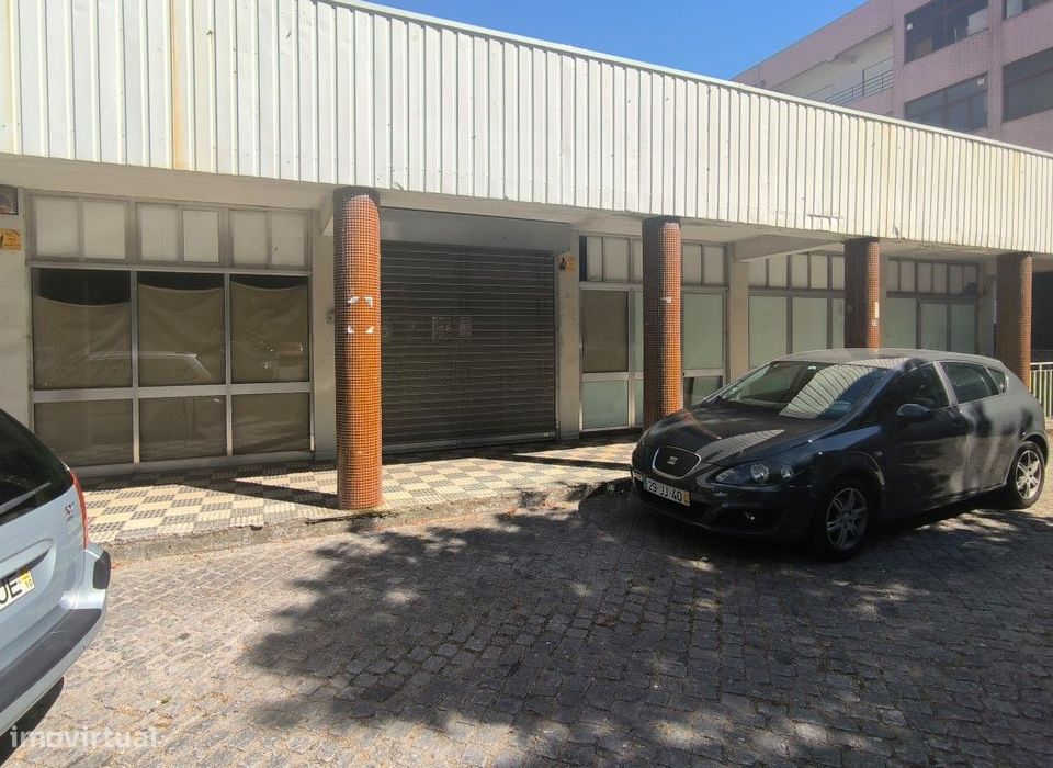 Loja  ampla com 170 m2