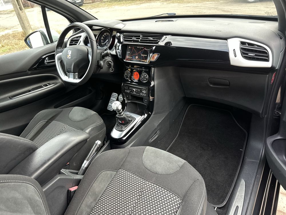 Citroen DS3 2011 1.6 eHDI  110km Full opcja 6 biegow.