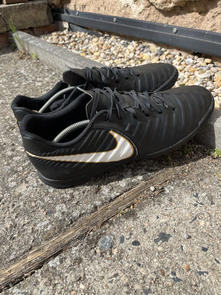Сороконіжки Nike TiempoX Rio III TF чорні шкіряні