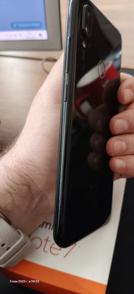 Xiaomi redmi note 7 4/64Gb