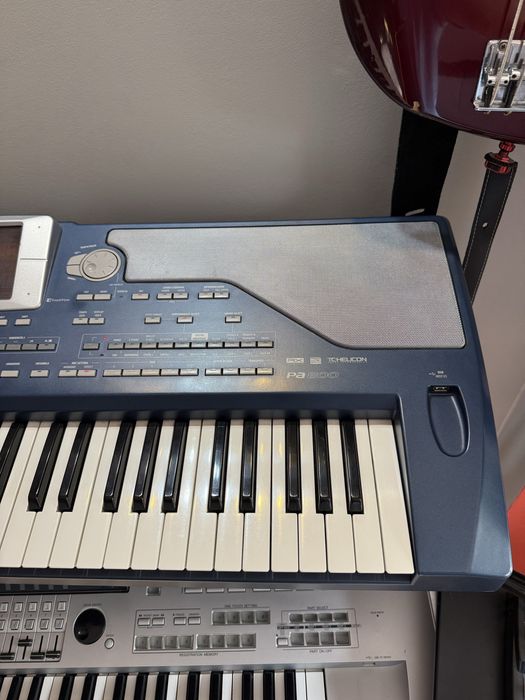 Korg pa 800, twardy futerał, instrukcja, style, klawisze, keyboard