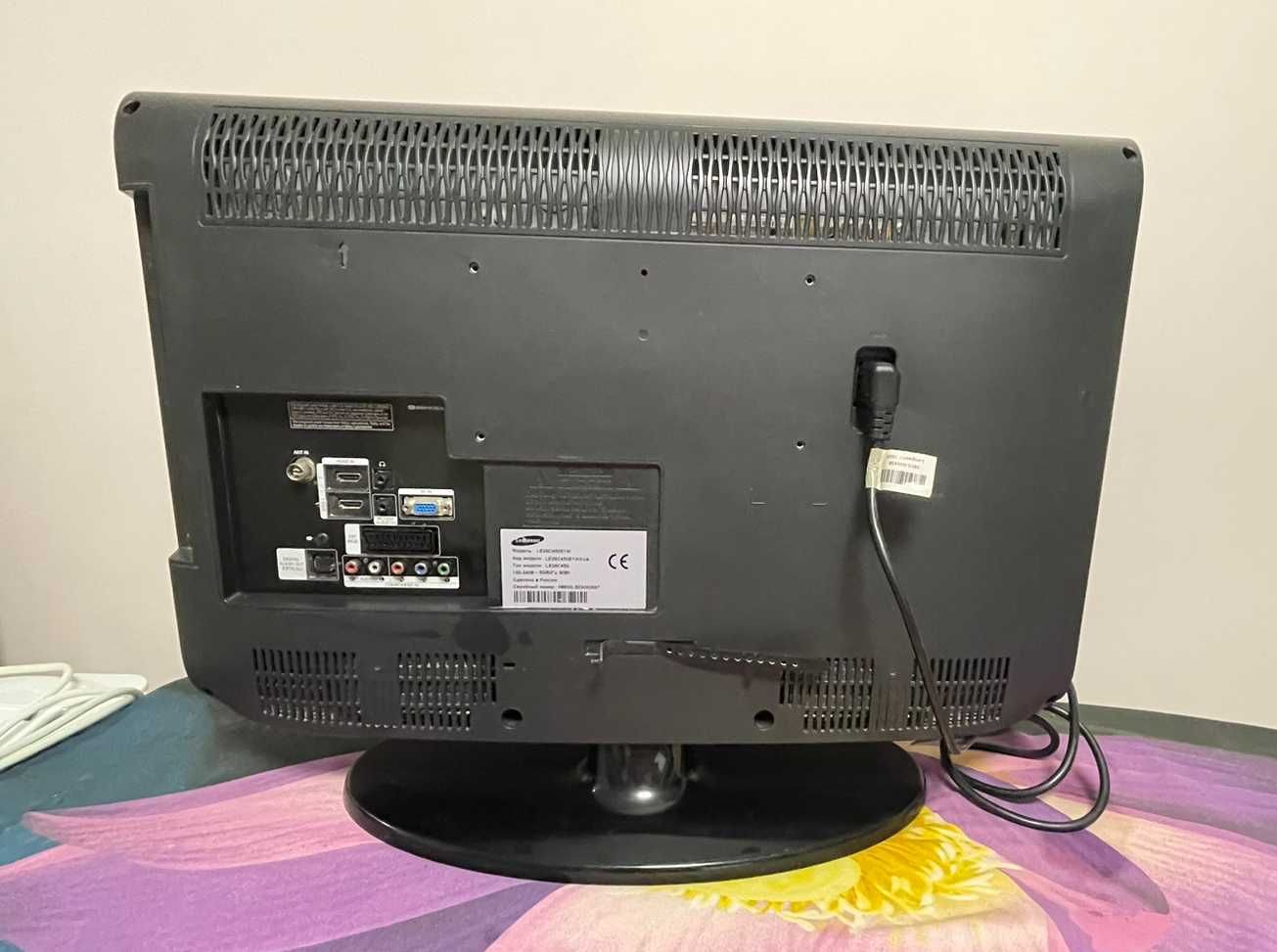 Телевизор Samsung LE26C450E1W 26 дюймов черный + пульт