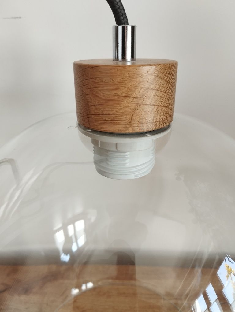 Lampa wisząca Svea ze szklanym kloszem