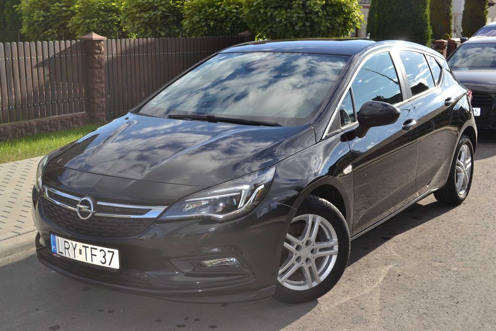 Opel Astra 1,6 CDTi 110km Hatchback 5-Drzwi eco FLEX ZAREJESTROWANY