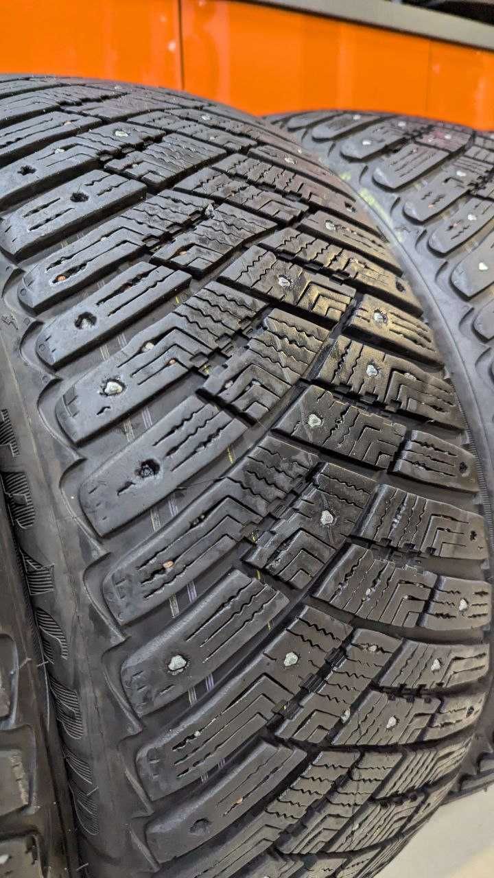 Шиповані шини 225/50 R17 98T Goodyear UltraGrip Ice Arctic