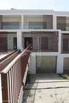 Moradia geminada com piscina