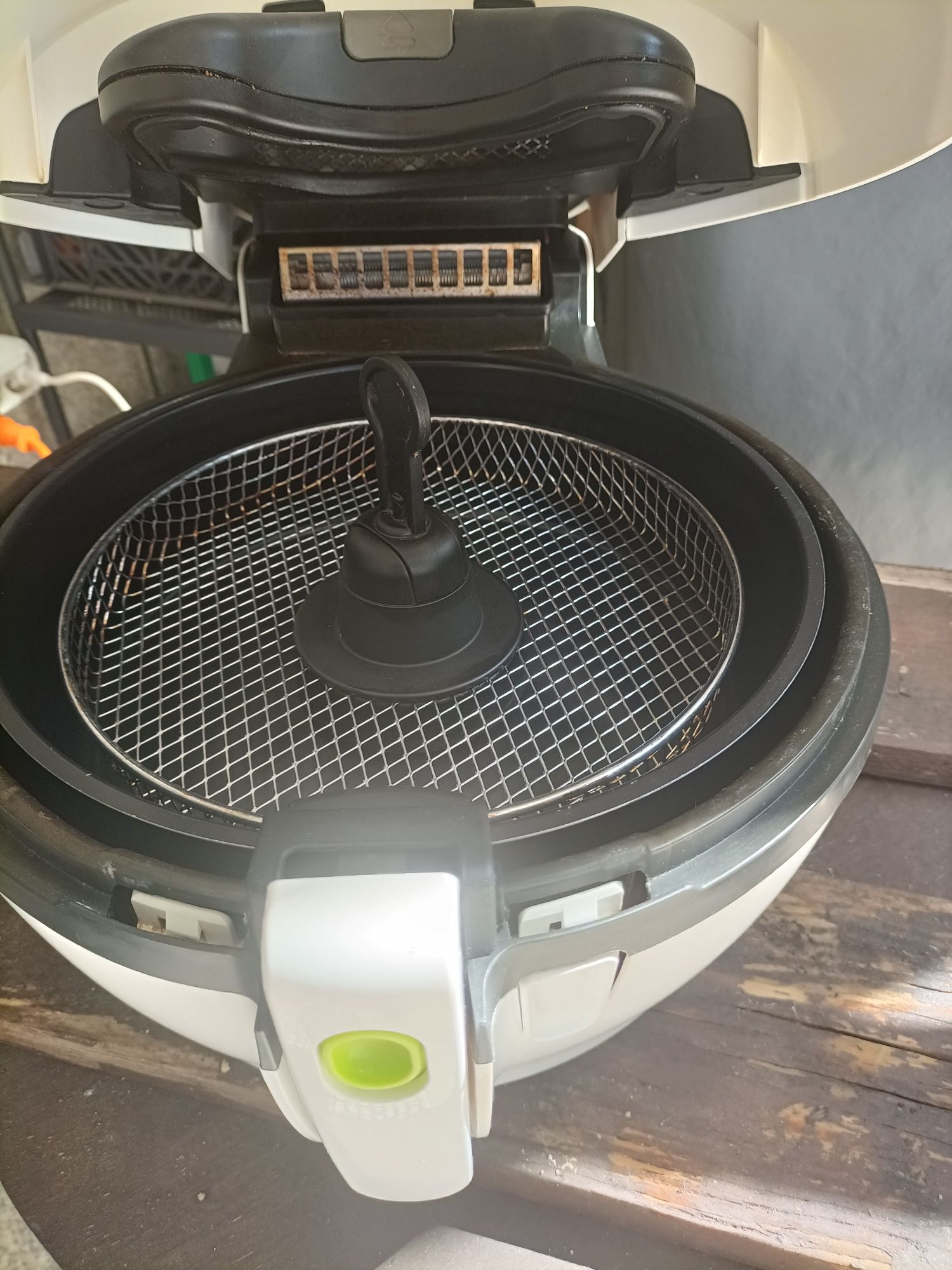 Fritadeira de ar quente Tefal ActiFry AVARIADA