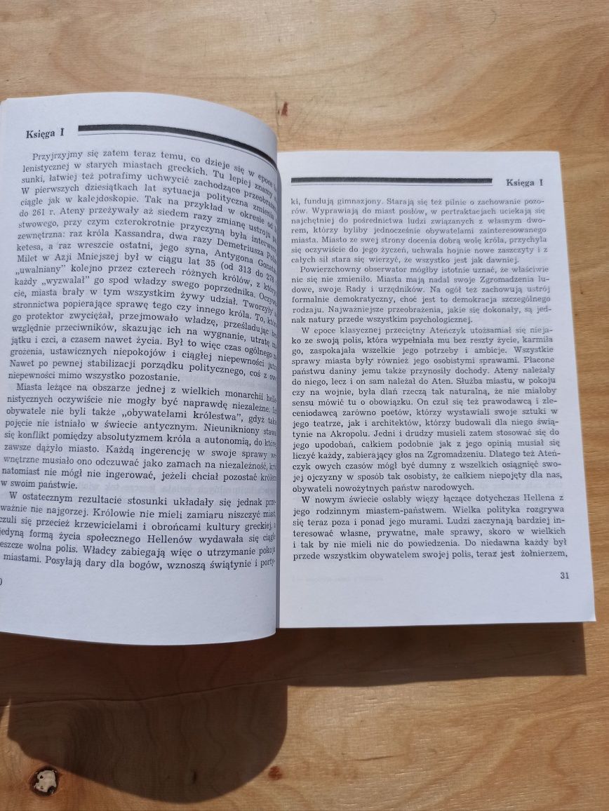 Bogowie zeszli z Olimpu Anna Świderkówna