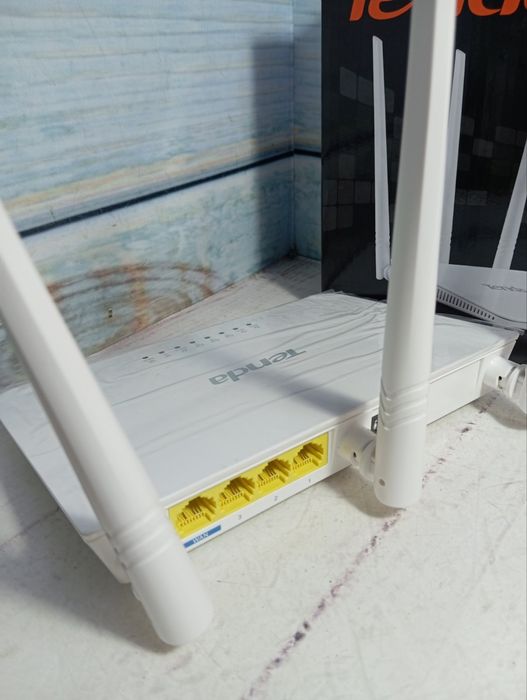 Роутер Tenda N300 F3