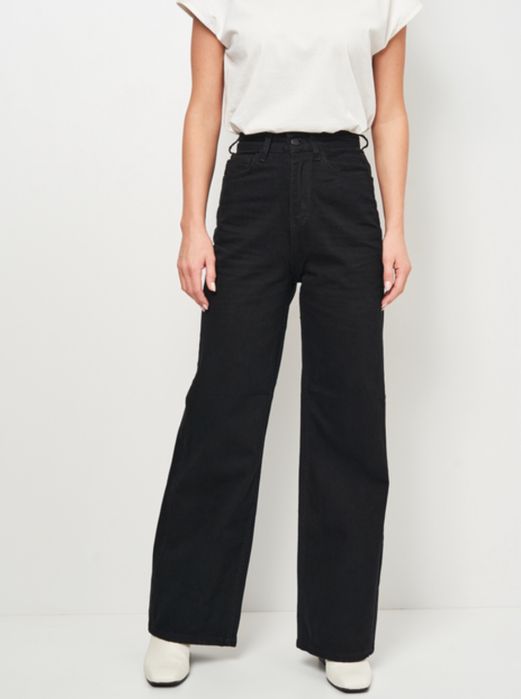 Женские джинсы Клеш