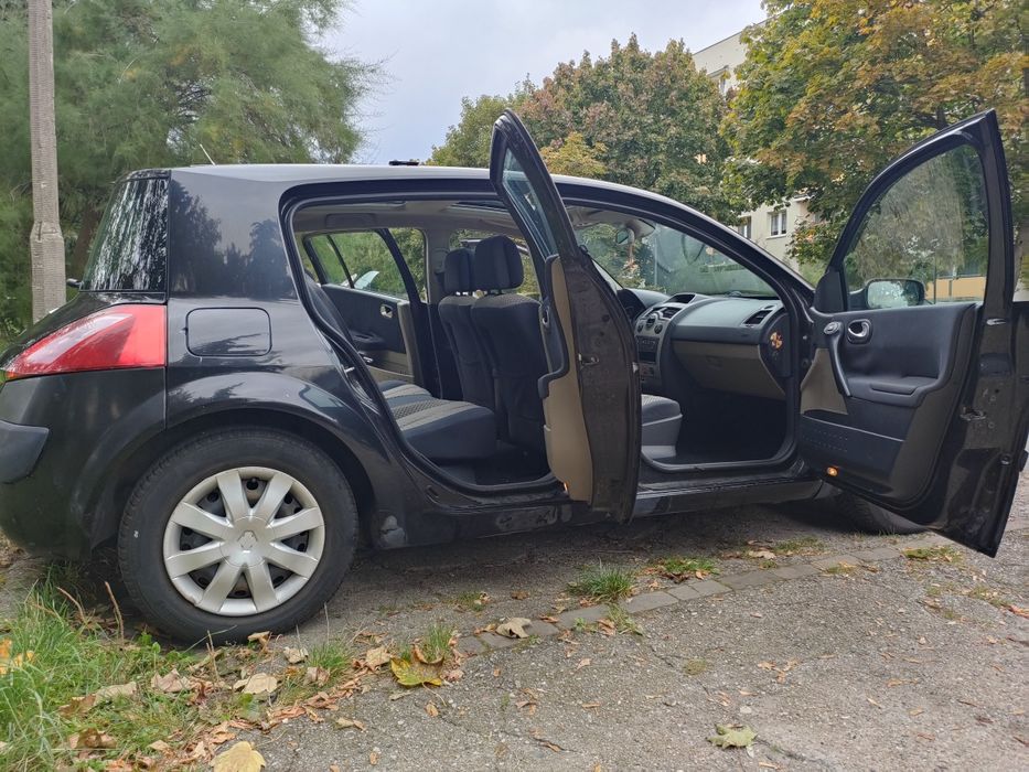 Renault Megane II - 2003 rok - 1.6 benzyna