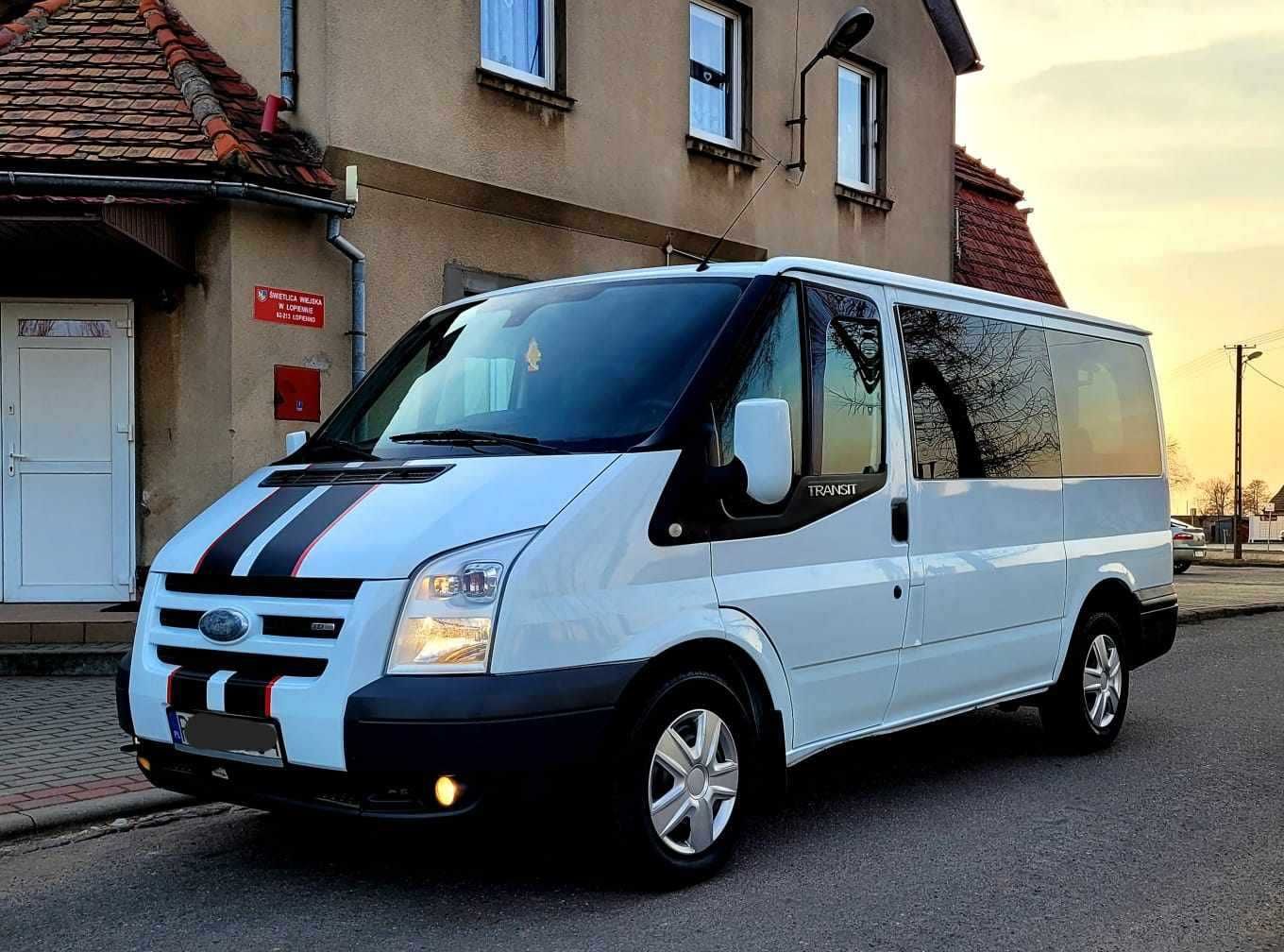 Wynajem busa 8/9 osób*Cabrio*Wakacje*Ferie*Transp Osób*Wesele*Lotnisko