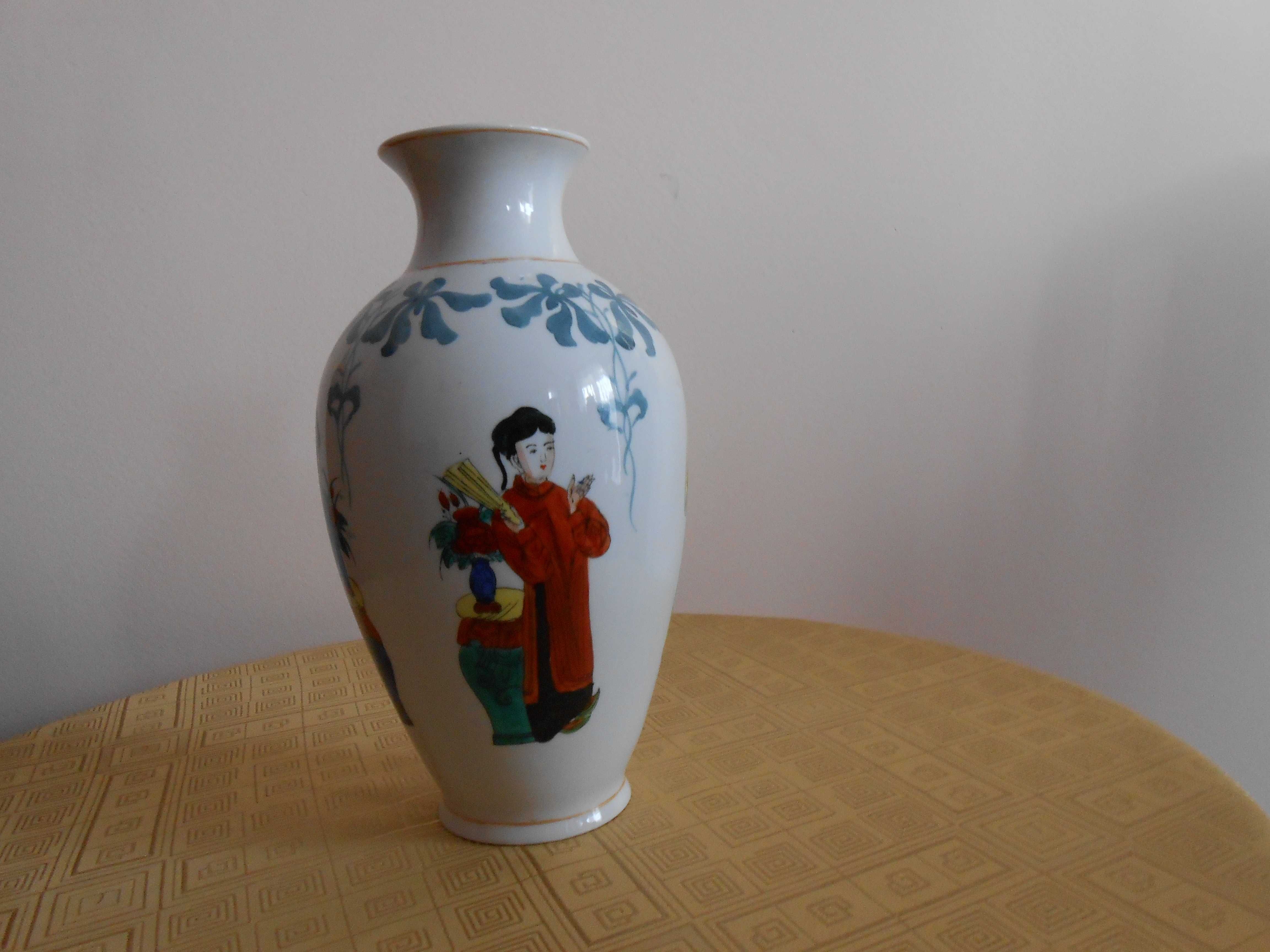 Nowy wazon chiński z porcelany