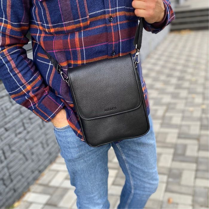 Шкіряна чоловіча сумка з клапаном 7 відділень
