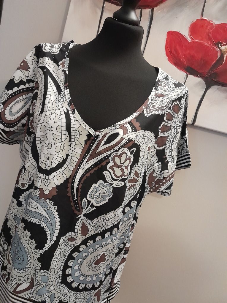 Bluzka luźna koszulka krótki rękaw L xL 40 42 wzorzysta