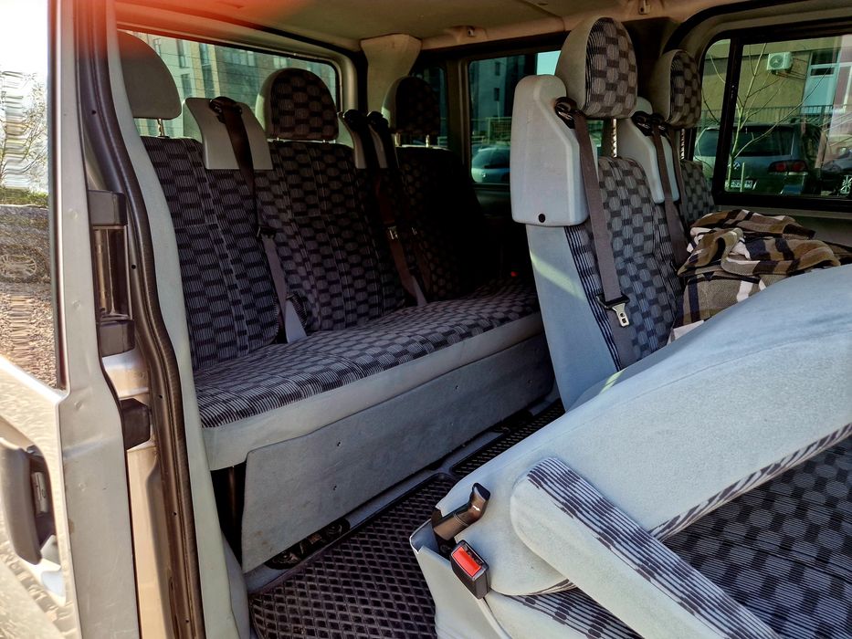 Автомобіль в гарному стані.