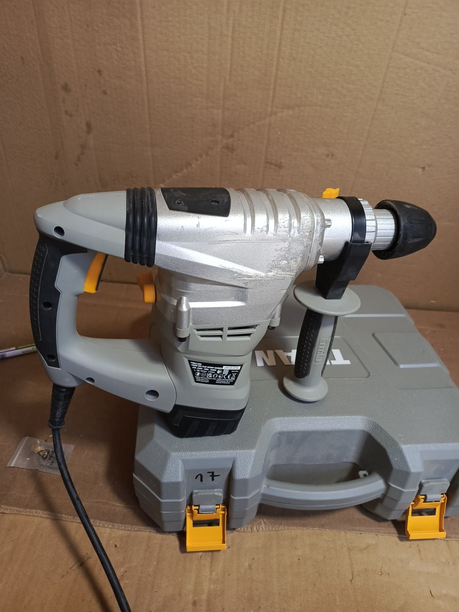 Mlotowiertarka udarowa titan SDS plus mlot udarowy TTB631sds
