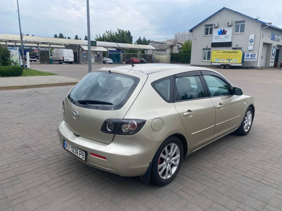 Продам мазду 3, 1.6 мех, люк, климат, стабилизация