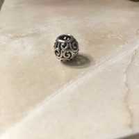 Pandora charms srebrny