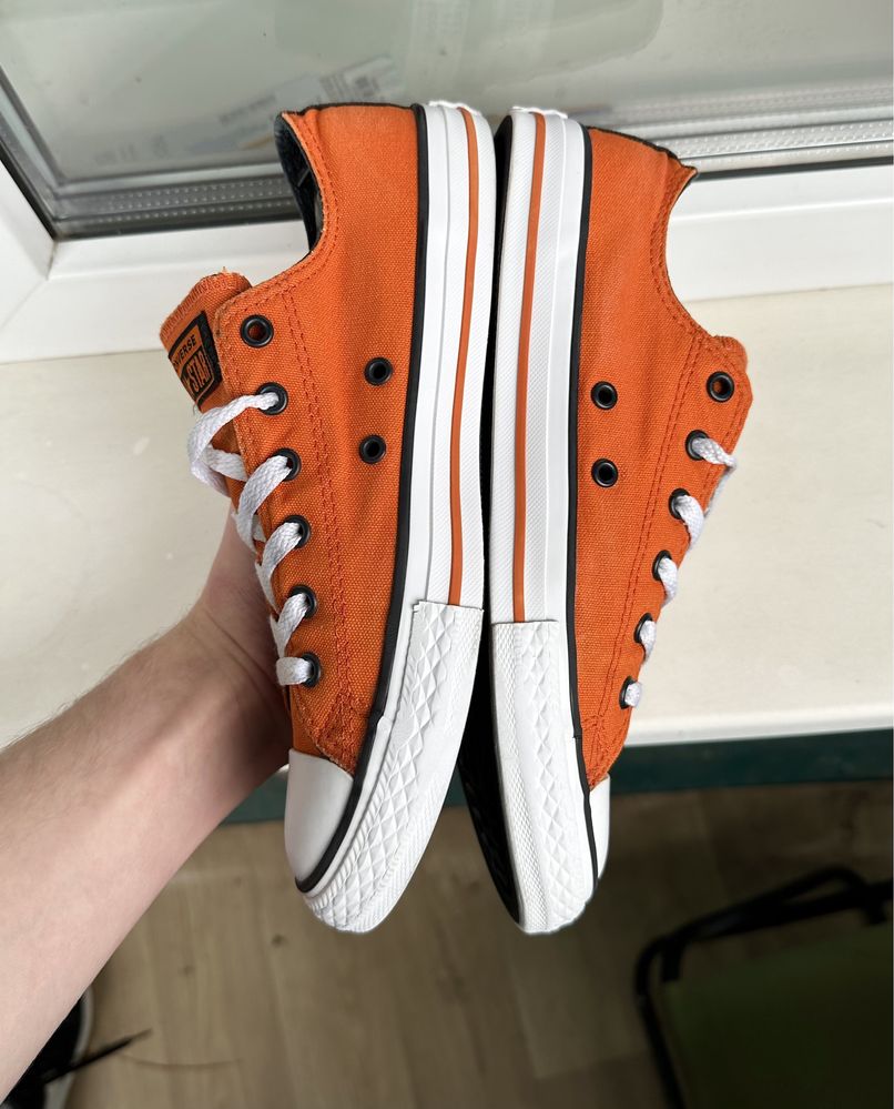 Оригінальні Converse Chuck Taylor Low 38-38,5 р