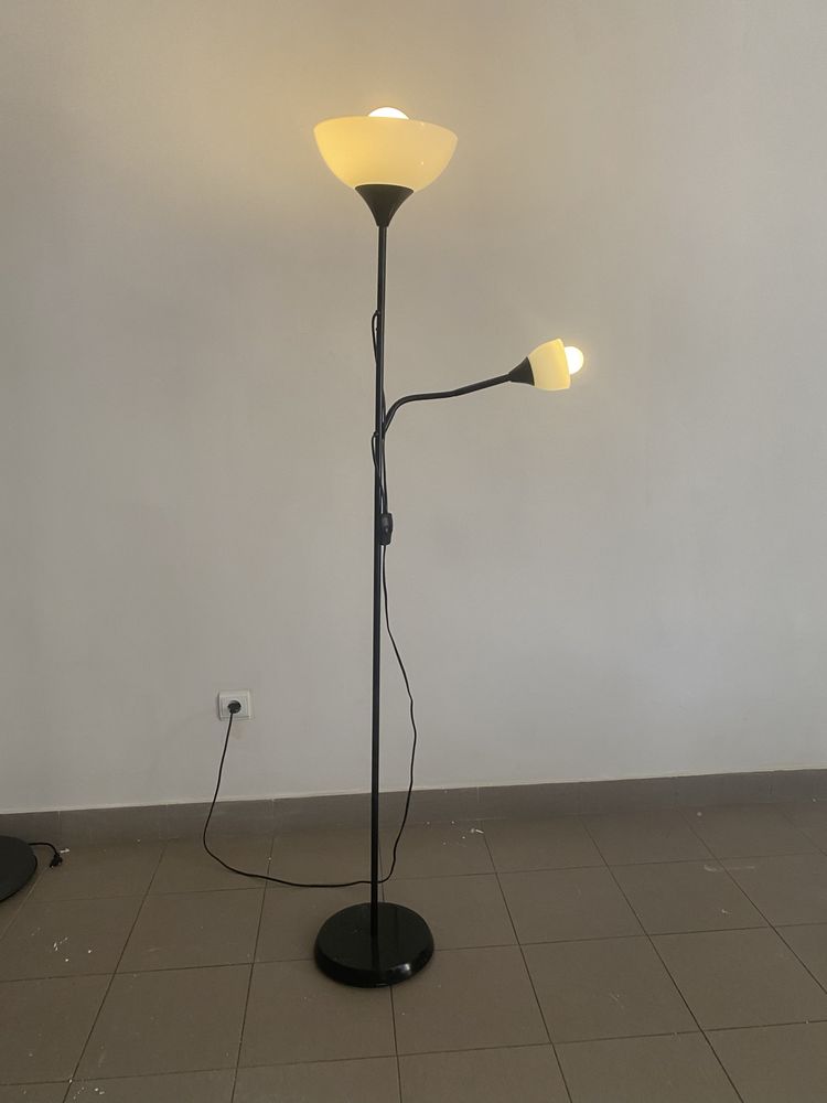 Candeeiro de pé Ikea
