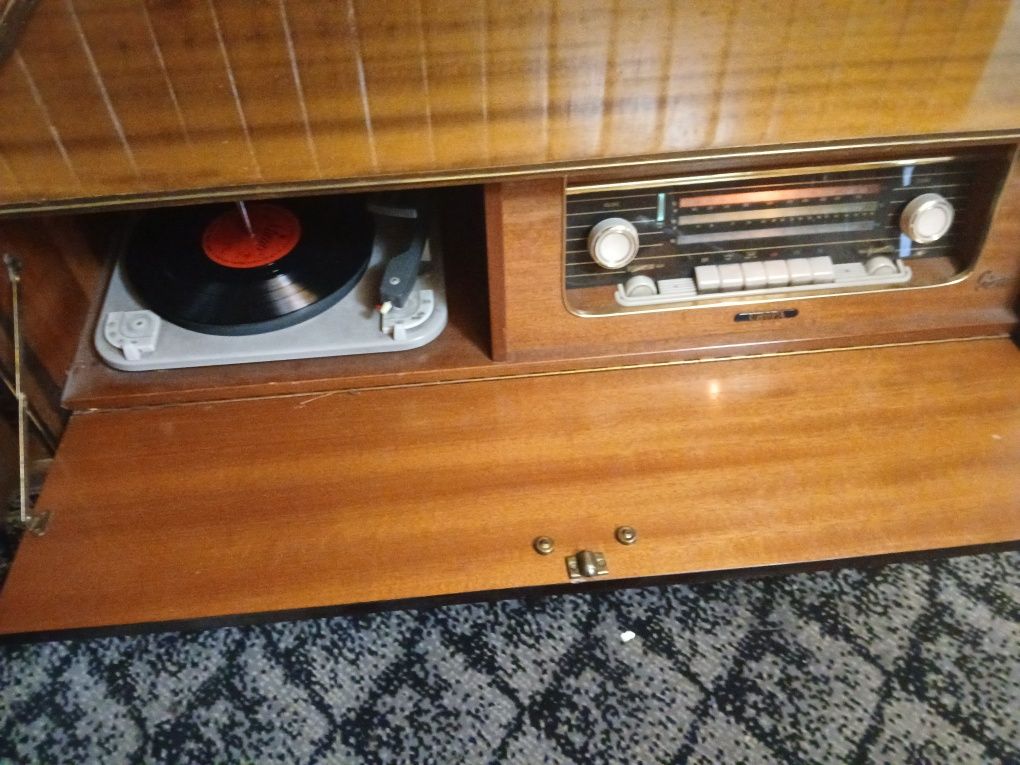 Gramofon szafa grająca uropa antyk