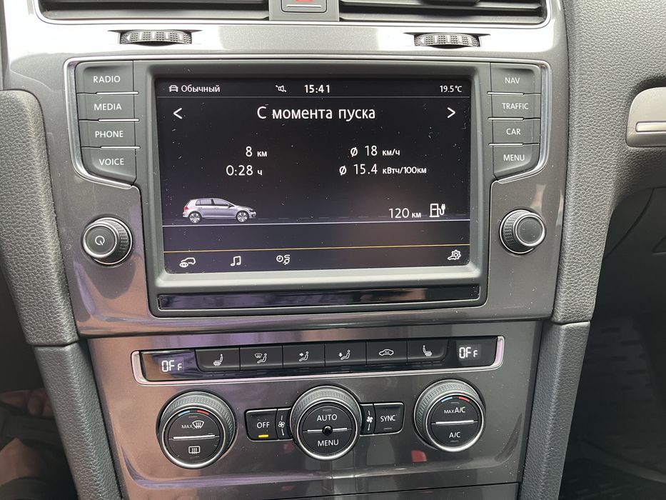 Volkswagen e-golf 2014 рік