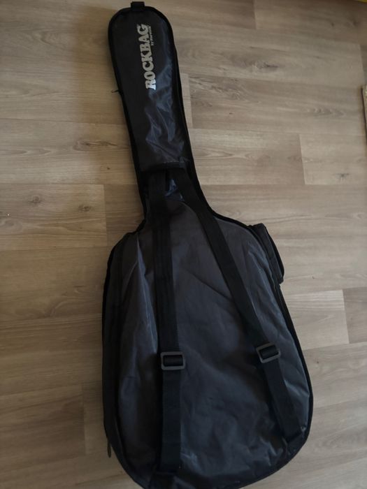 Чехол для гитары в идеально состоянии