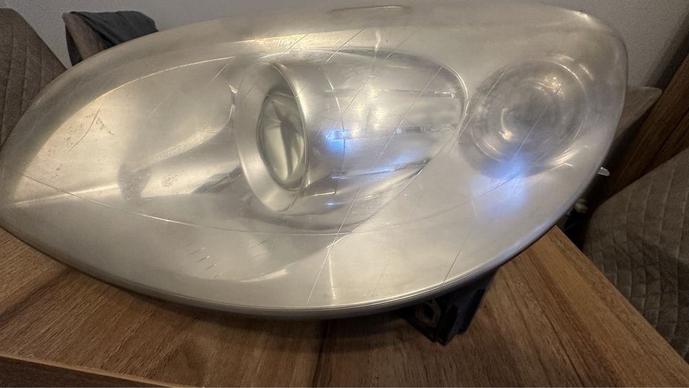 Lampy przednie Mercedes B klasa W245