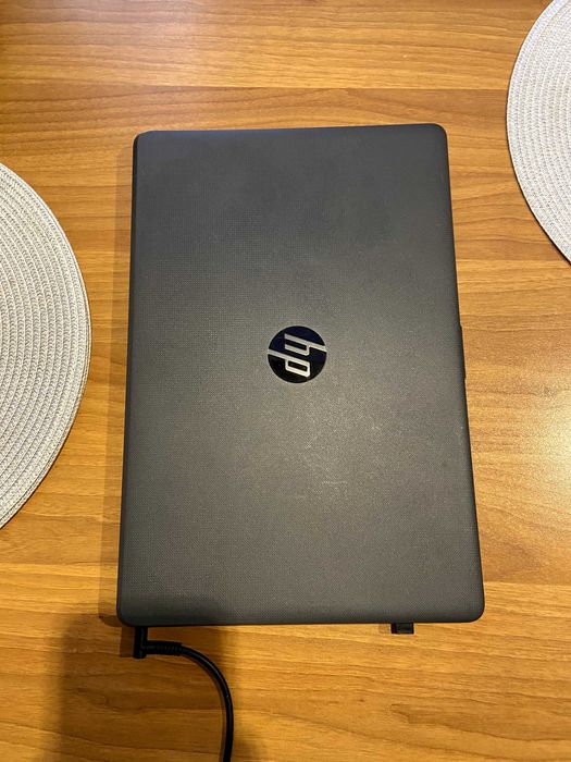 HP 250 g6 Celeron 8 GB ram 128 ssd