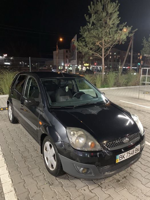 Ford fiesta 2008р. 1.4 бензин