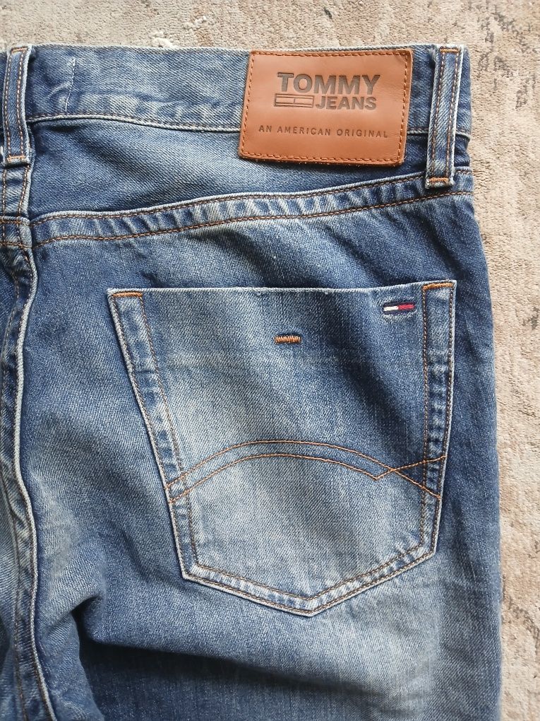Tommy Hilfiger nowe dzinsy meskie rozm. 32/30