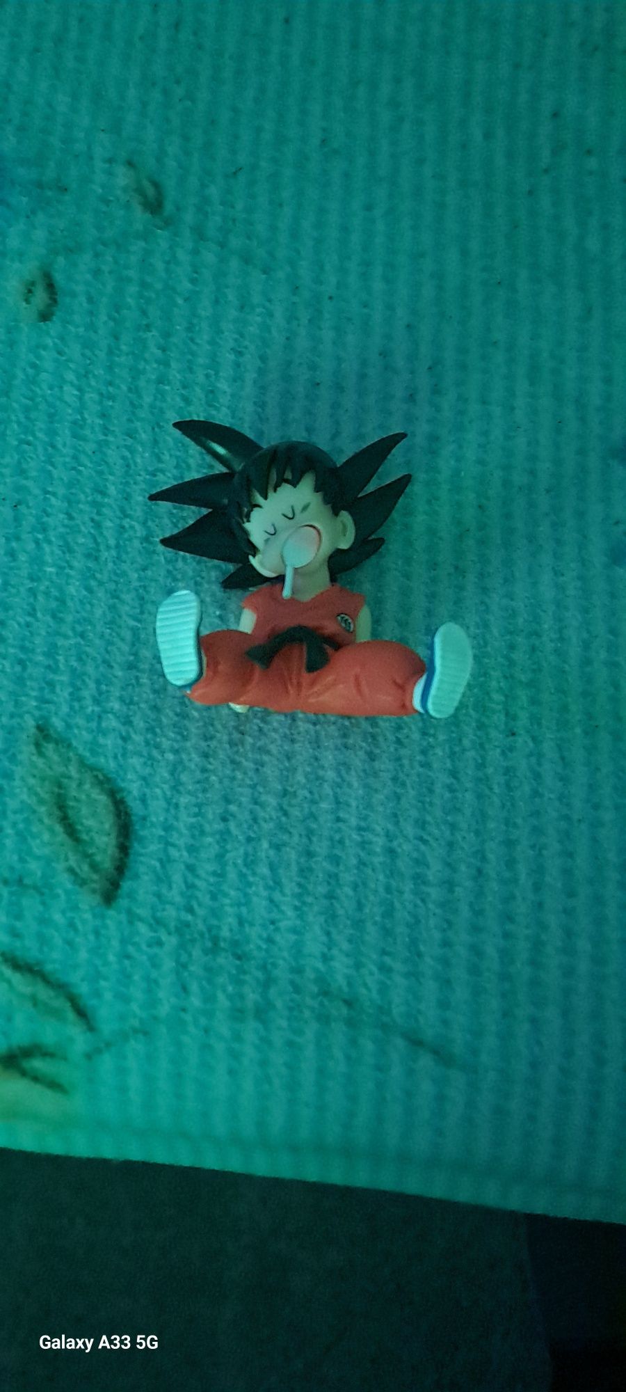 action figure de goku e etc