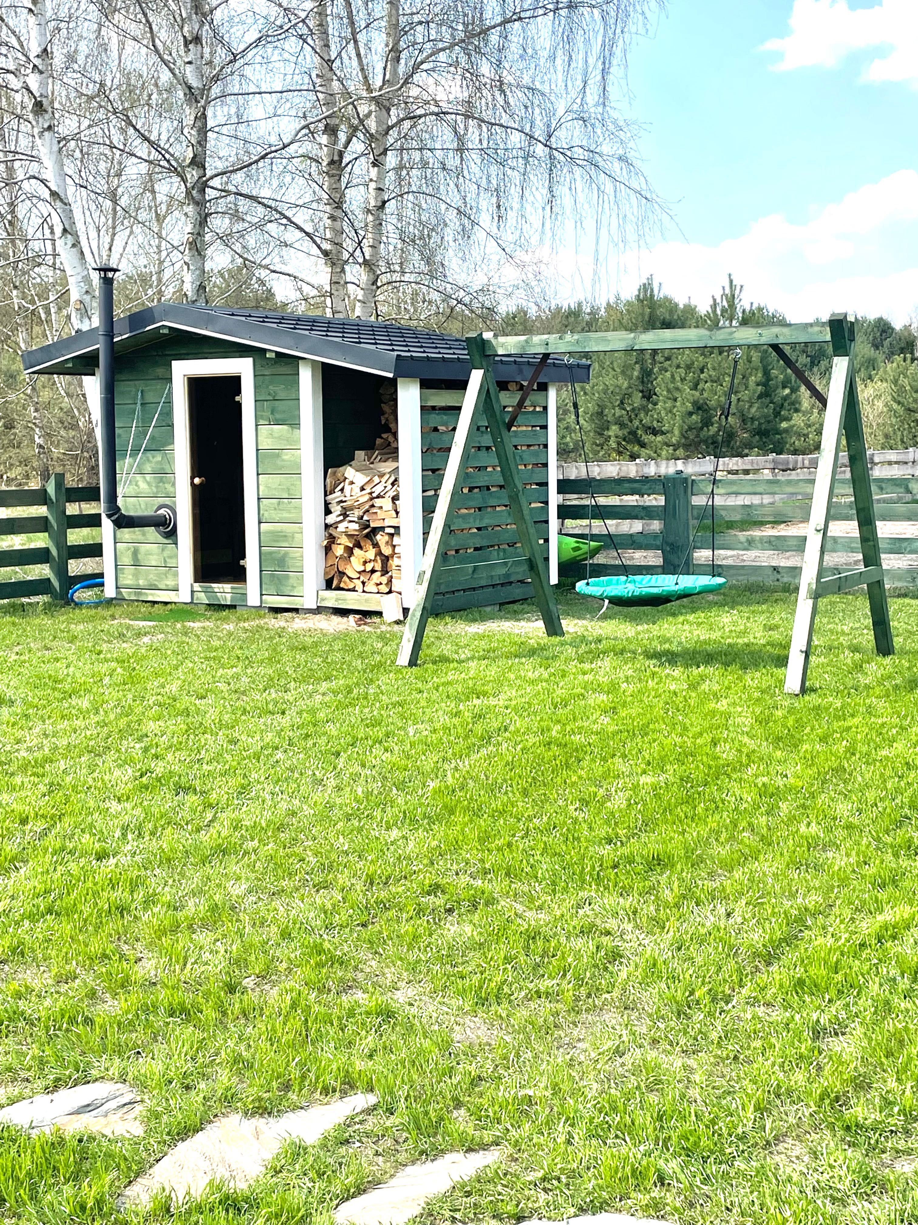 Zielony domek 12 osób Pilchy Roś basen sauna Mazury wynajem