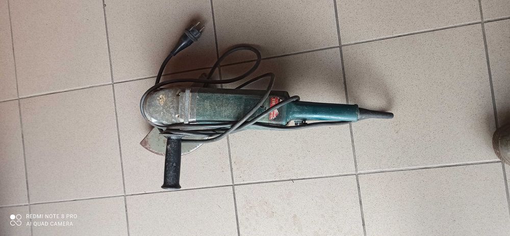 Szlifierka kątowa Bosch