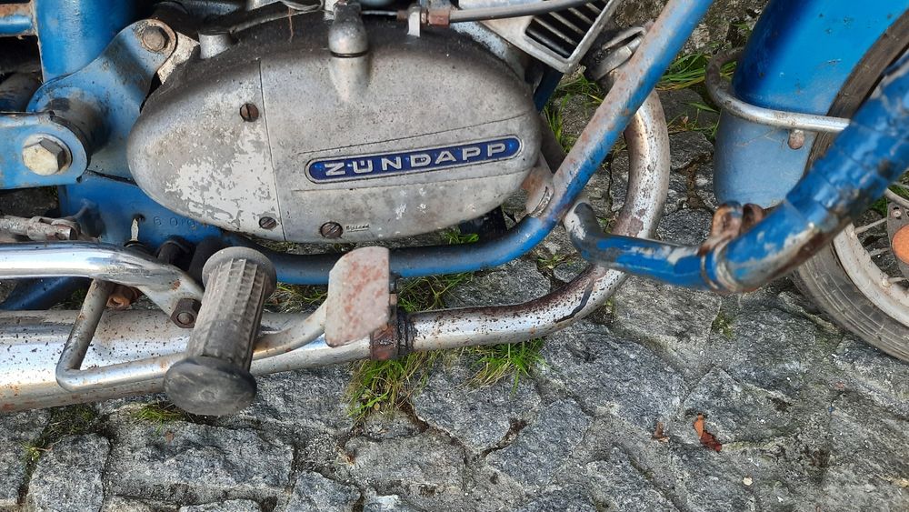 Mota Vanguard, com documentos